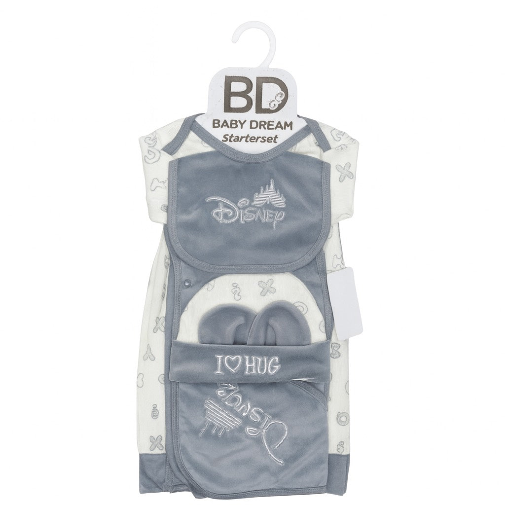 Disney Hugs 7 Piece Winter Starter Set