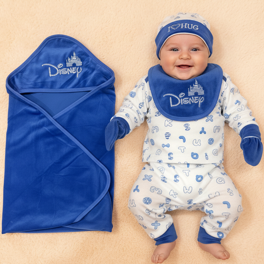 Disney Hugs 7 Piece Winter Starter Set