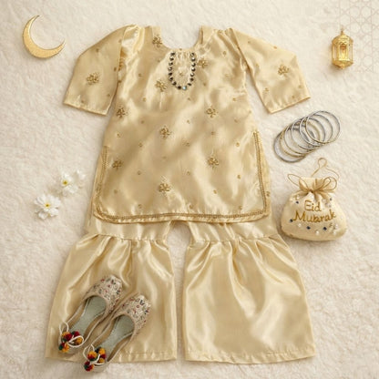 Golden Kameez Grara 6 Piece Set